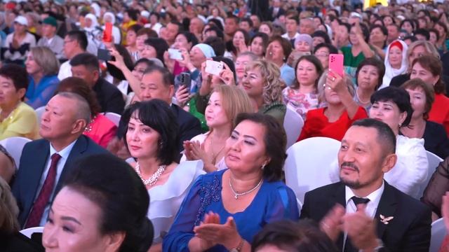 HAPPINESS ANNIVERSARY 15th