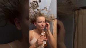 Как Юлия Пересильд мылась в космосе (видео)