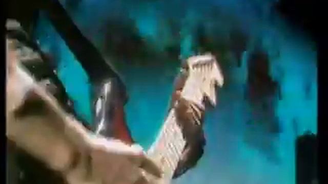 Queen - Play The Game смотреть онлайн