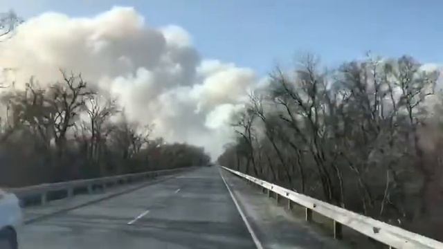 Облако дыма движется на Ростов смотреть онлайн