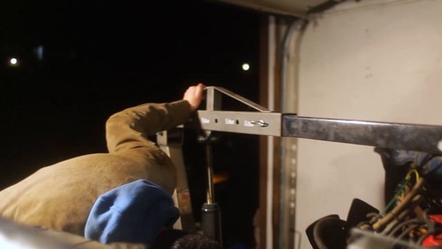 Pulling the Engine: F250 Restoration Part 9 смотреть онлайн