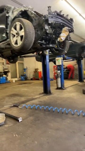 Работа механиком в Польше🏎 смотреть онлайн