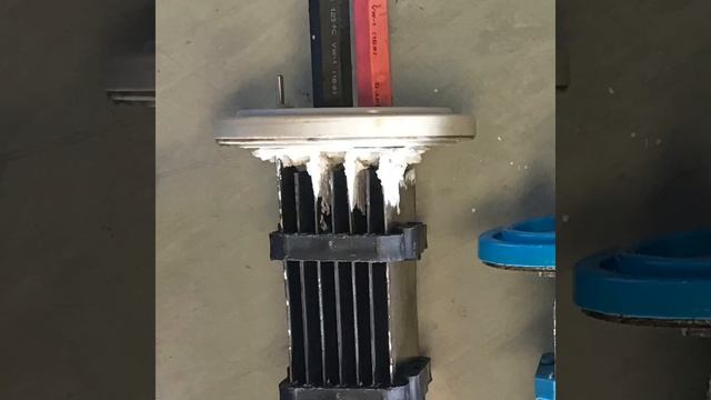 Maintenance & Changeover of Chlorinator Cells | Highfields, Toowoomba смотреть онлайн