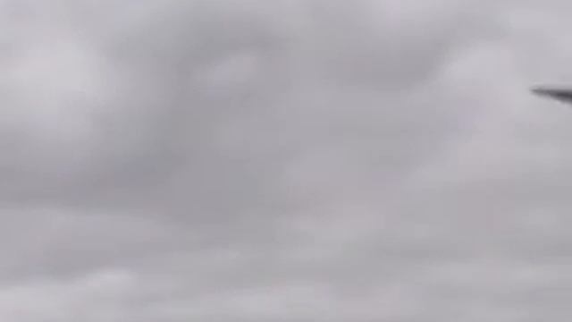 НЛО  Тарелка уходящая в даль