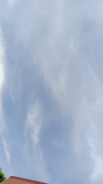 clouds movement смотреть онлайн