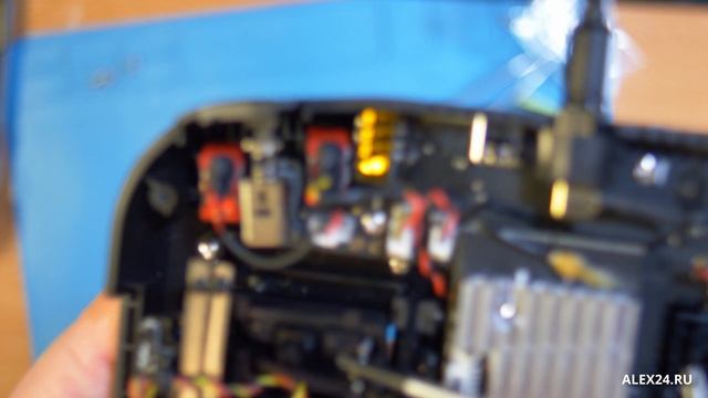 МЕНЯЕМ ПРУЖИНЫ В АППАРАТУРЕ Radiomaster Boxer. Разборка передатчика. Апгрейд. Настройка.