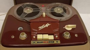 Магнитофон Комета. Выпуск 1963 год.