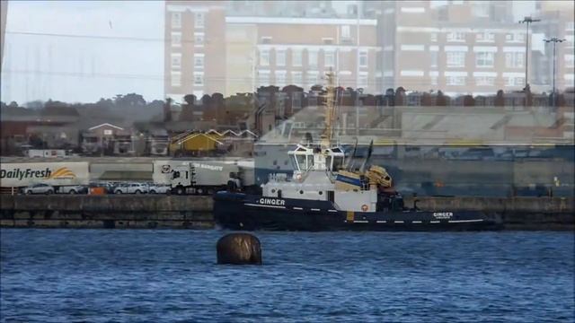 Southampton Tugs GINGER WYEFORCE SVITZER BARGATE15 Jan 2015 смотреть онлайн