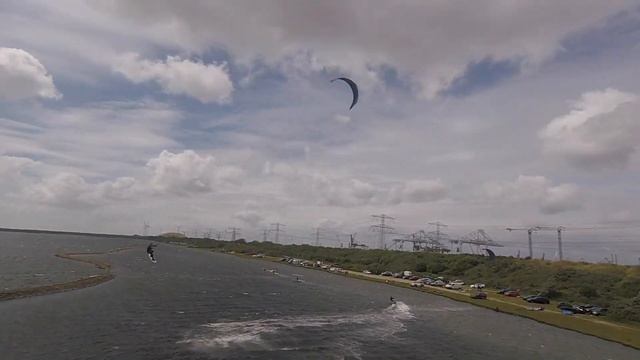 Kitesurfen Oostvoornse meer Ventum kiteboarding смотреть онлайн