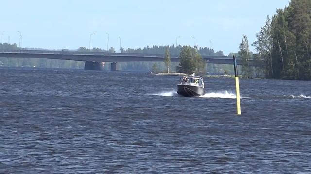 Mercury 115 HP Boat Engine Police Boat! смотреть онлайн