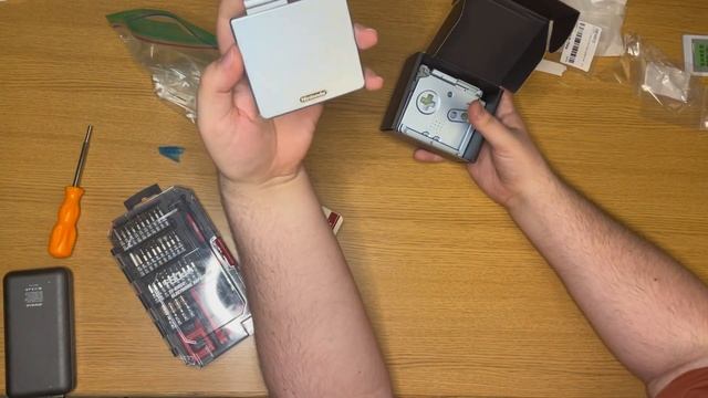 $10,000 Challenge Episode #12 - Gameboy Advance SP Shell Replacement смотреть онлайн