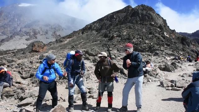 Танцы на Килиманджаро смотреть онлайн