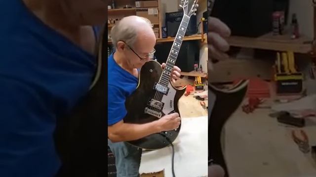 Gretsch Super Axe Issues смотреть онлайн