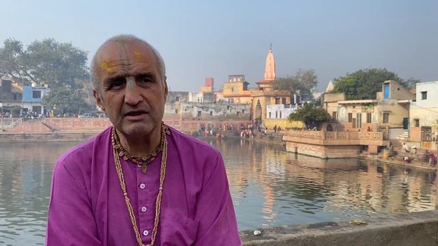 10:48-15:30 (Ч.3) Распитие медового нектара. Любовная игра. Водные игры в Радха Кунде смотреть онлайн