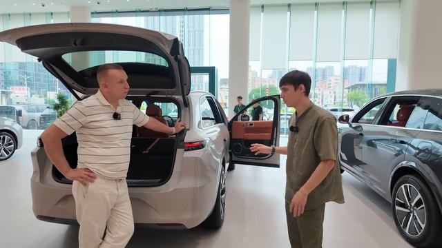 Сравнение Lixiang L6 и Lixiang L7. Новые условия экспорта Lixiang из Китая. Тест-драйв Lixiang L6.