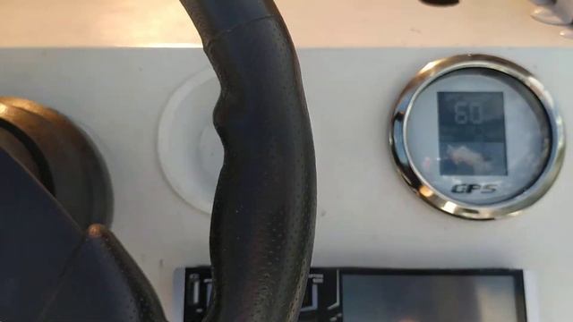 lancha Pró Náutica 5.20mt motor Mercury 40 top sped. смотреть онлайн