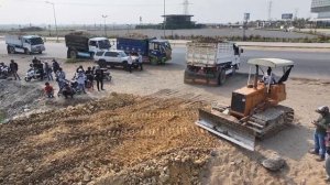 Строительство, очередной объект для засыпки