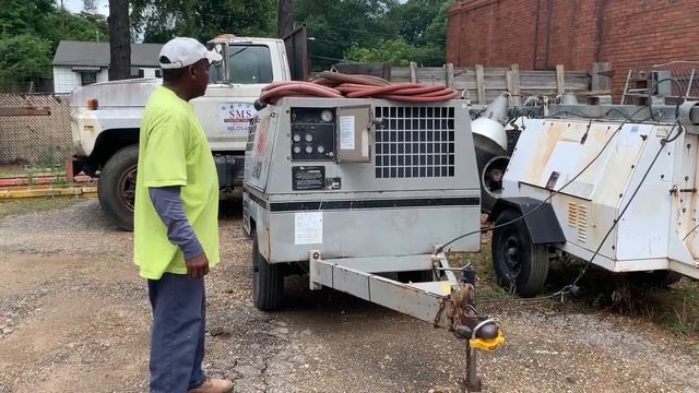 Air compressor, LeROI 125 смотреть онлайн