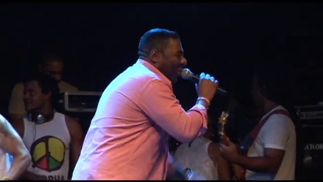 OLODUM NETINHO DE PAULA Ensaio 17.07.12.mov