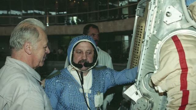 Акции «Дон помнит героев космоса» смотреть онлайн