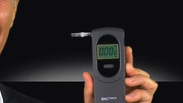 BACtrack Element Breathalyzer смотреть онлайн