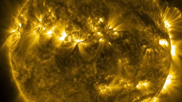 NASA Thermonuclear Art – The Sun In Ultra HD 4K смотреть онлайн