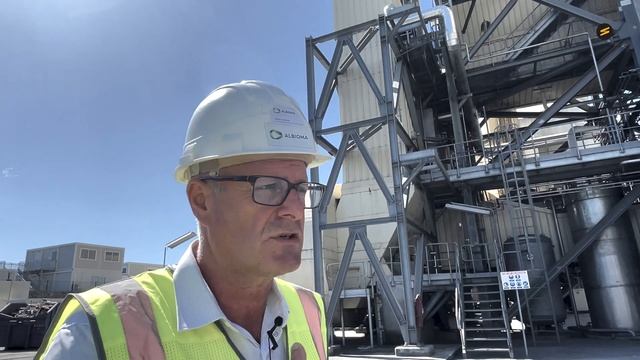 Visite guidée de la centrale thermique Albioma de Bois-Rouge (Réunion) смотреть онлайн