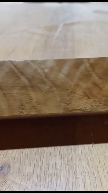 Beautiful figuring in this wood! #guess #wood #grain #flaming #unique #beautiful #fyp #tree #nature смотреть онлайн