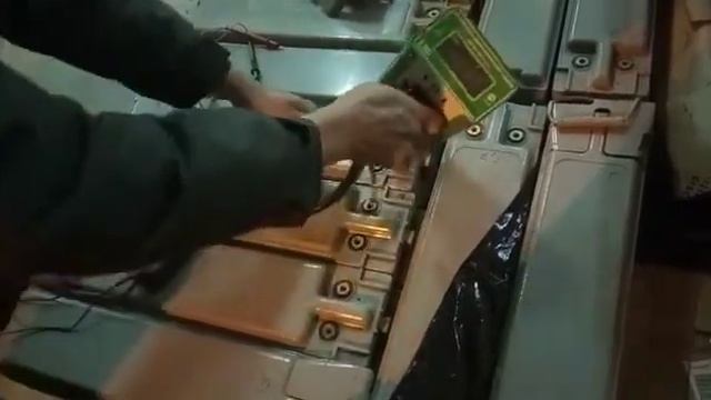 Проверка аккумуляторов, новая партия. Отличные!  Narada 6-GFM-150F