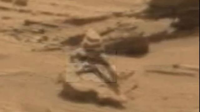 Alien on Mars found on the official NASA photo Инопланетянин на Марсе смотреть онлайн