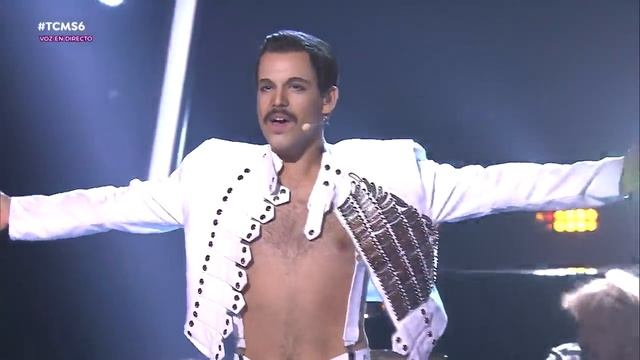 Agoney imita a Freddie Mercury de Queen en 'I was born to love you' - Tu Cara Me Suena смотреть онлайн
