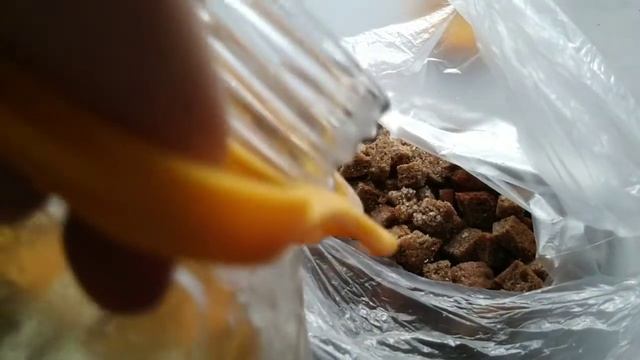 делаем кириешки в домашних условиях/ в духовке/ очень вкусно и просто смотреть онлайн