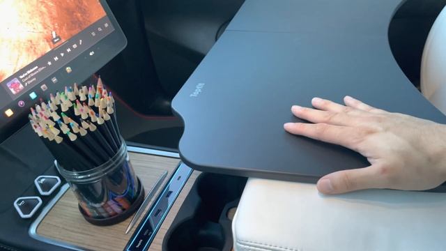 Tesla Model Y / 3 NEW Portable Table | TAUTO! смотреть онлайн