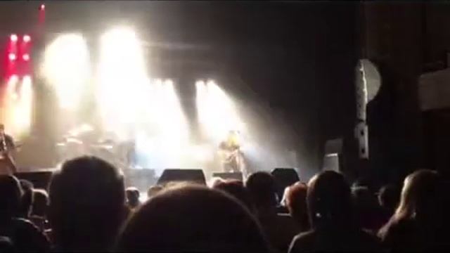 Gary Mullen and the Works come to the palace theater. смотреть онлайн