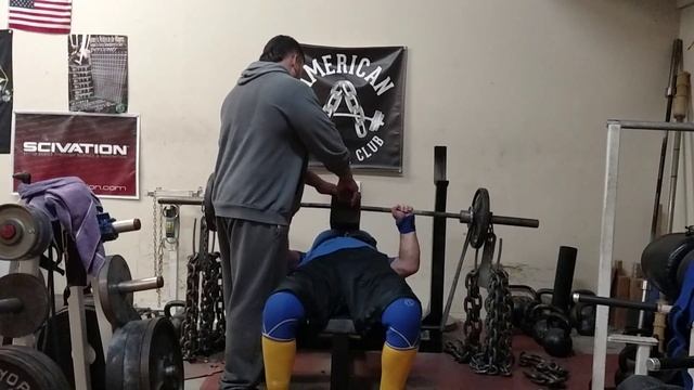 Shoulder Rehab. 195 chains, 120 bands, 100 bar weight смотреть онлайн