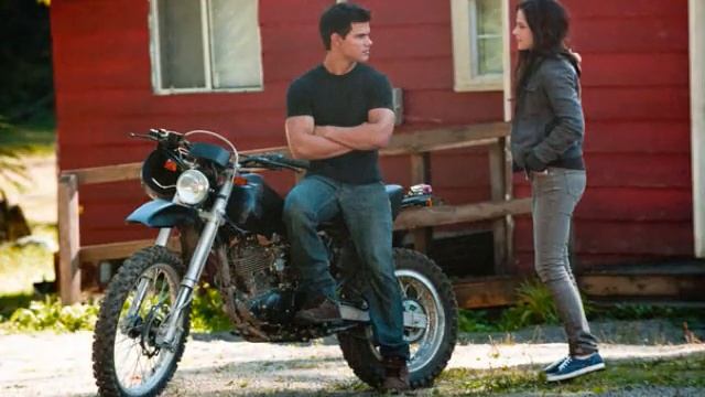 Twilight- Eclipse Pictures (New and Old) смотреть онлайн