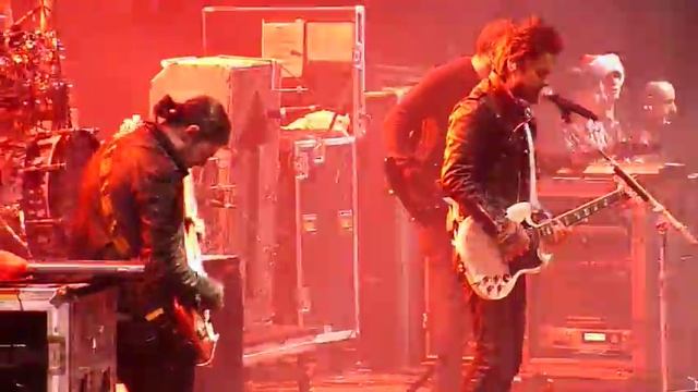 30 Seconds To Mars - THIS IS WAR/100 Suns (KROQ Almost Acoustic Christmas 2009) HQ смотреть онлайн