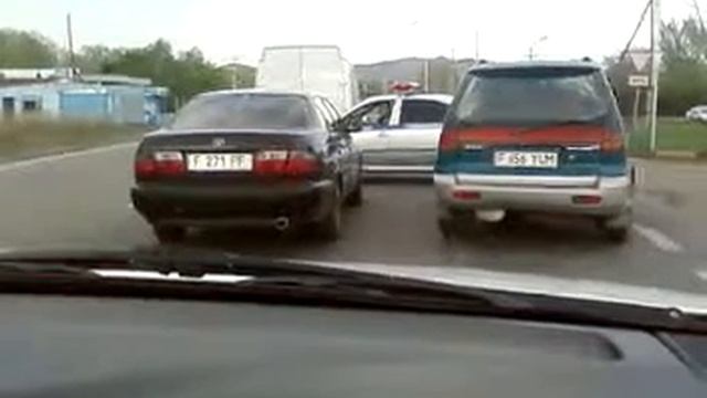 Жолпол нарушает ПДД Усть-Каменогорск  лето.2012