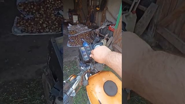 запускаем советский мотоцикл иж юпитер 5