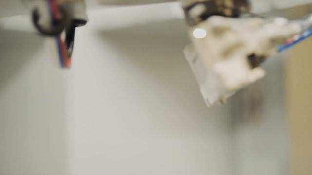 Versabuilt Robotics - The power of MultiGrip™ смотреть онлайн