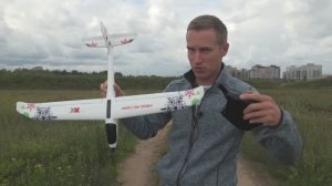 Неплохой самолет для новичков на радиоуправлении