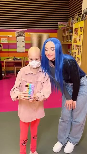 Приехала в детскую онкологическую больницу 🥺💙 ЧАСТЬ 2 смотреть онлайн
