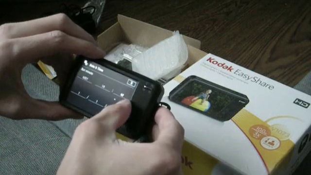 Just got a new camera! Unboxing my Kodak V1073 смотреть онлайн