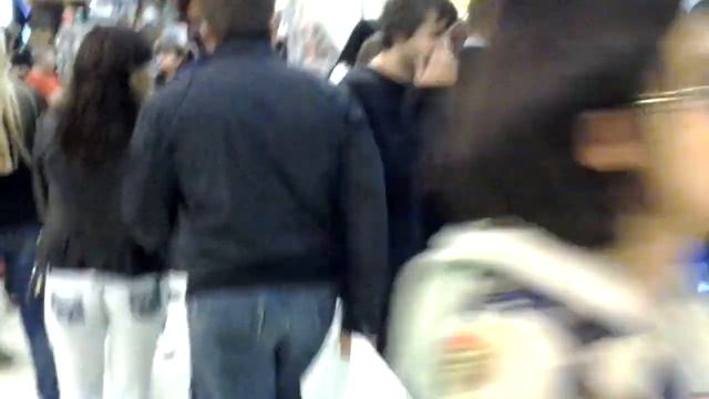 «Европейский» Ночь скидок Дашки с Сестрами Зайцами смотреть онлайн