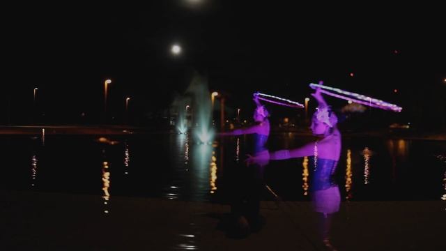 Cirque Roots Presents LED Hoop Acro смотреть онлайн