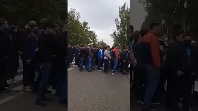 Кривой Рог Шахтеры вышли на акцию.в городе Добропольеуголь. смотреть онлайн