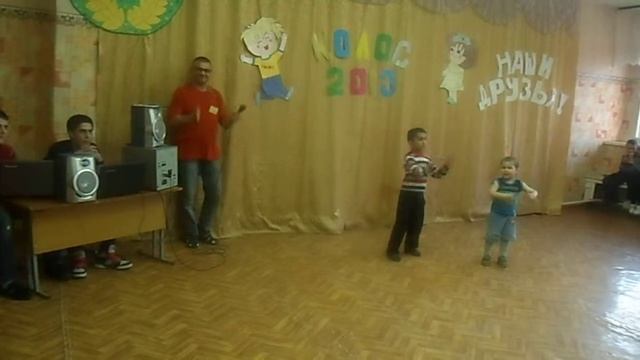 Танец в лагере "Колос" смотреть онлайн