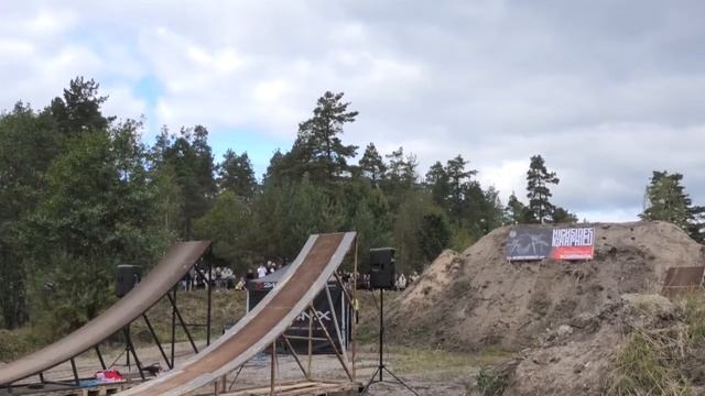 Freestyle Motocross смотреть онлайн