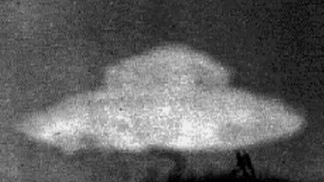 UFO History - PHOTOS смотреть онлайн