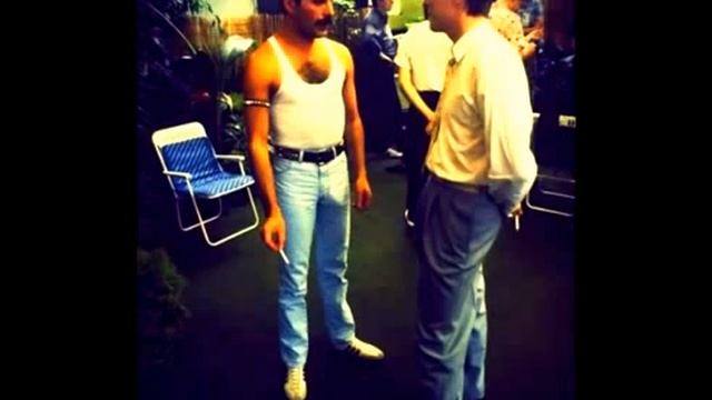 Queen & David Bowie - Cool Cat( RARE DEMO) смотреть онлайн
